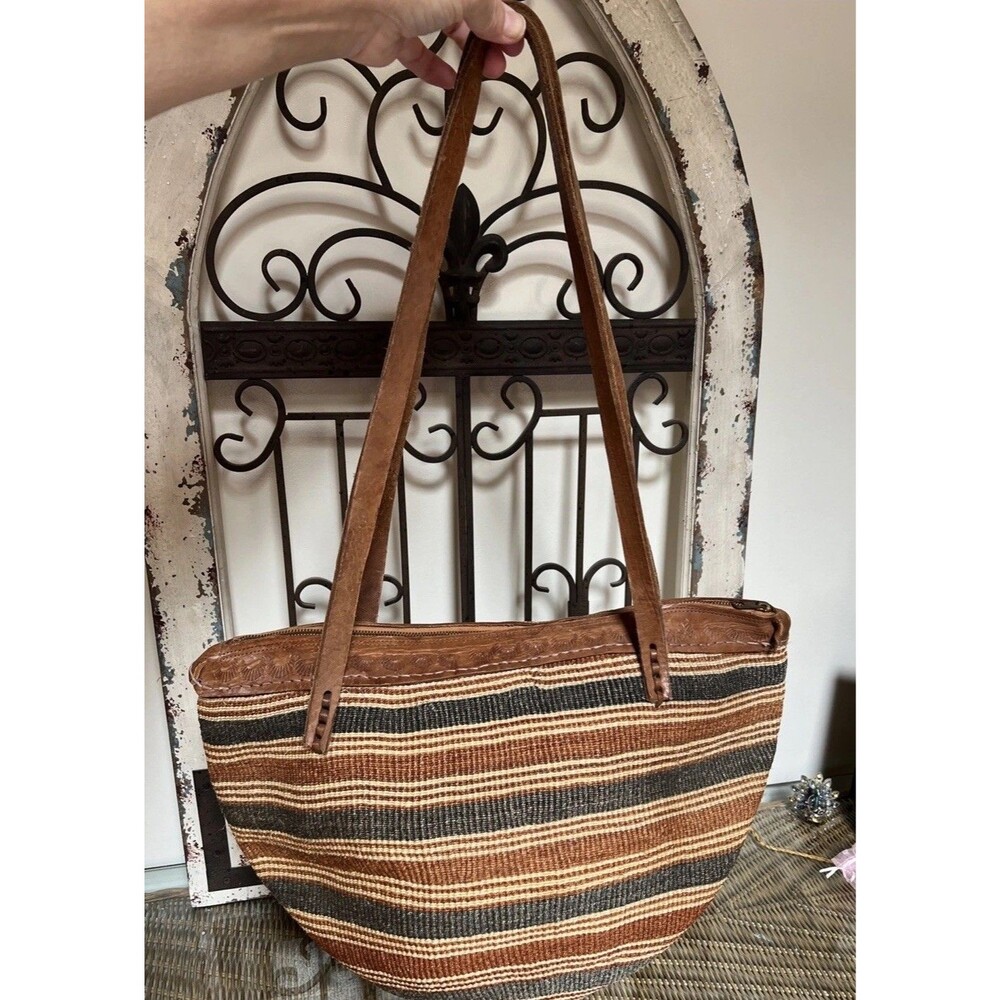 African Style Sisal Grass Jute Woven Tote Bag Leather Straps & Trim 20” X 12” - Picture 2 of 7